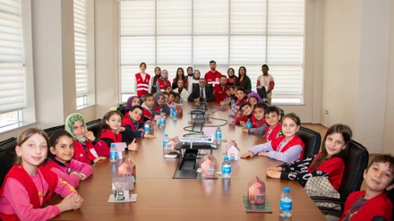 Sızma Alparslan İlkokulu öğrencileri Selçuk Üniversitesini gezdi